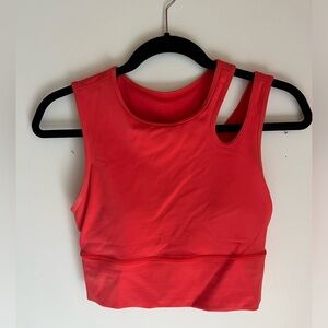 Lululemon cut out crop top with built in bra